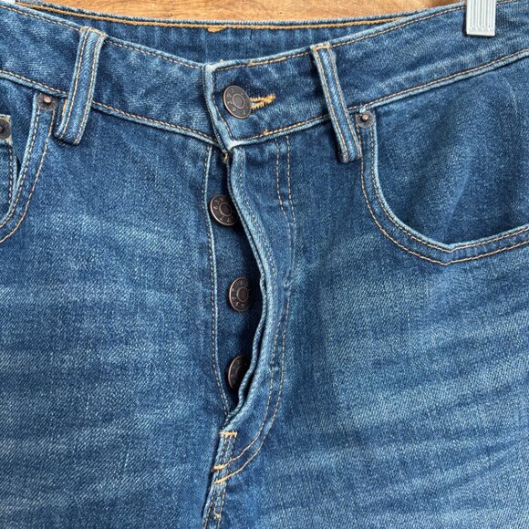 6397 Shorty Jean in Vintage Medium Wash - 25 - Picture 4 of 11